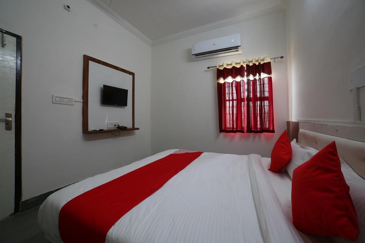 Oyo 37077 Hotel Rawat Ατζμέρ Εξωτερικό φωτογραφία