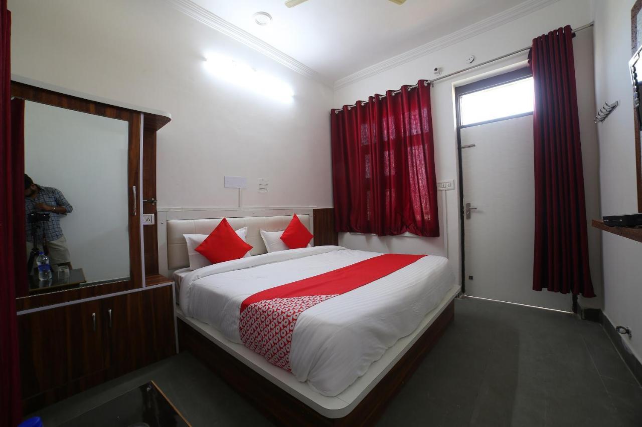 Oyo 37077 Hotel Rawat Ατζμέρ Εξωτερικό φωτογραφία